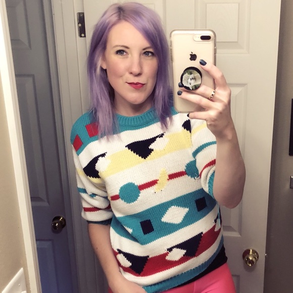Vintage Sweaters - Cutie, VINTAGE, patterned sweater!!